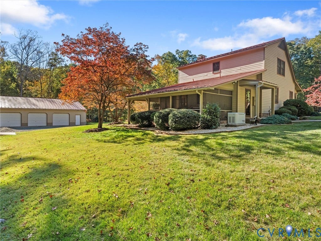 2060 Fairlane Drive, Fairlane, Powhatan, VA 23139 Character from every corner