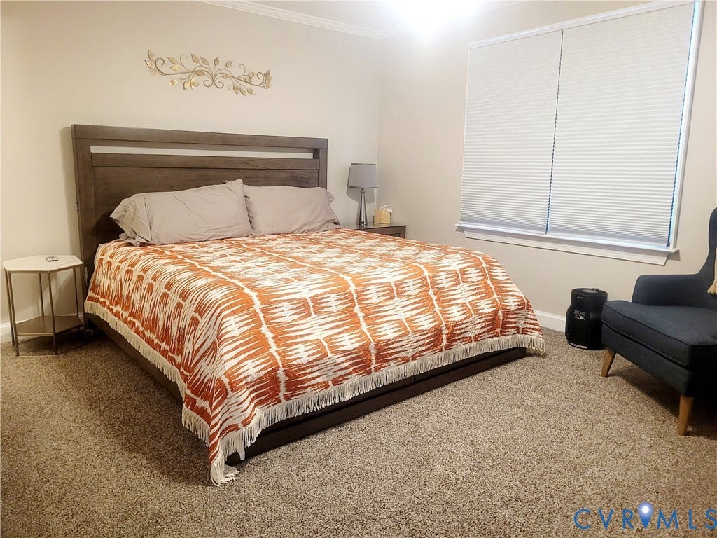 320 Middle Oaks Drive, Middle Oaks, Chesapeake, VA 23322