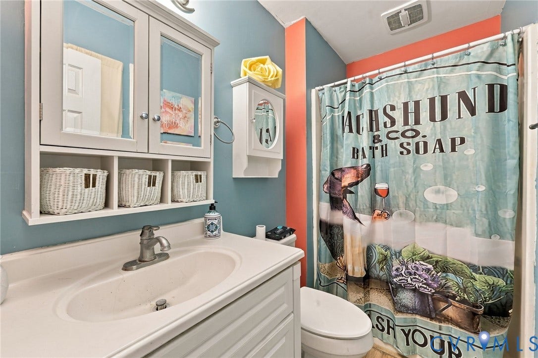 10304 Foyle Drive, Donegal Glen, Chesterfield, VA 23832 10304 Foyle Drive, Donegal Glen, Chesterfield, VA 23832