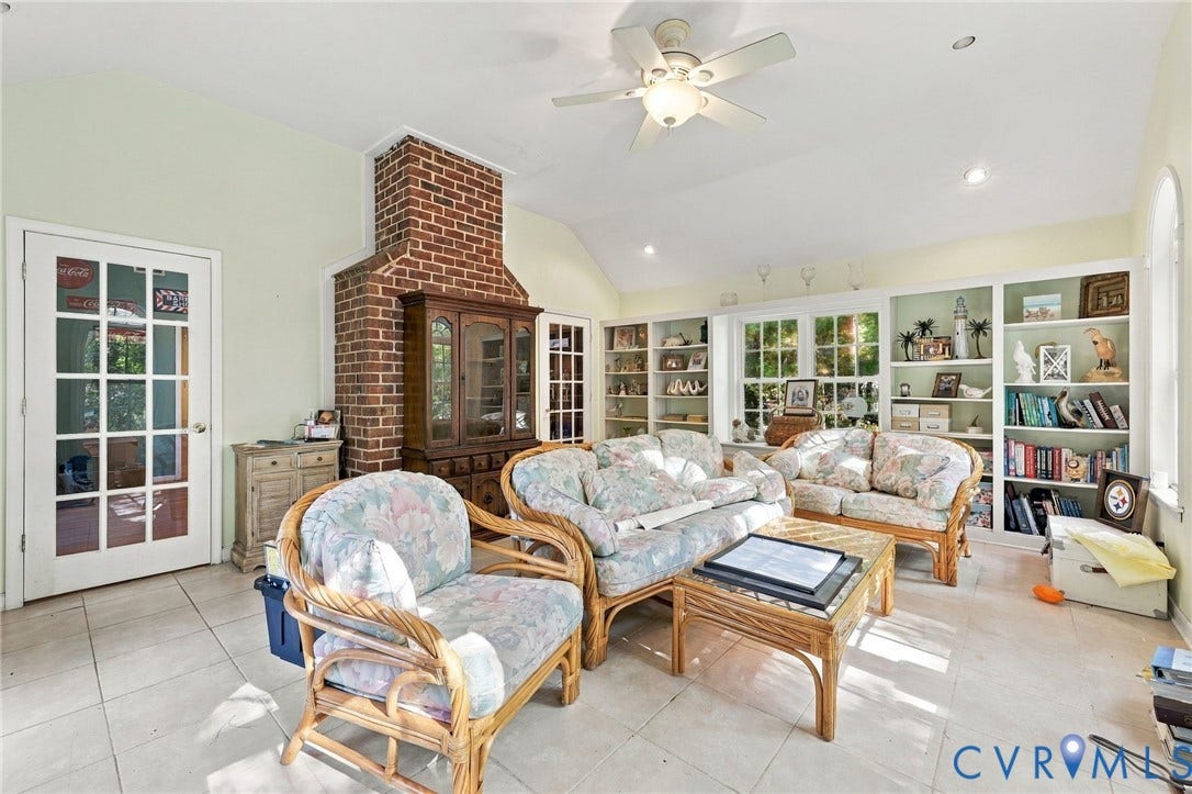10304 Foyle Drive, Donegal Glen, Chesterfield, VA 23832 10304 Foyle Drive, Donegal Glen, Chesterfield, VA 23832