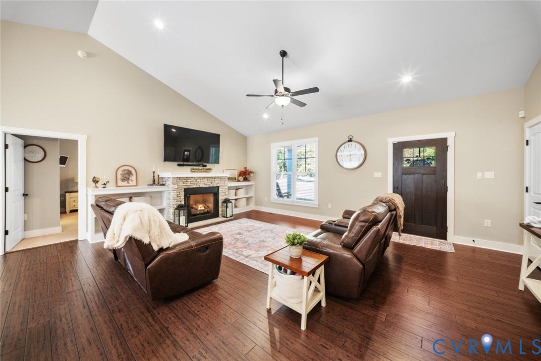 7131 Deep Creek Drive, Amelia, VA 23002 7131 Deep Creek Drive, Amelia, VA 23002