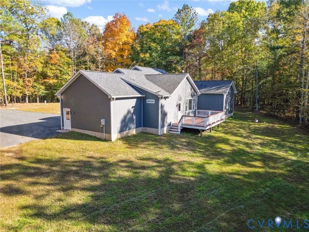 7131 Deep Creek Drive, Amelia, VA 23002 7131 Deep Creek Drive, Amelia, VA 23002