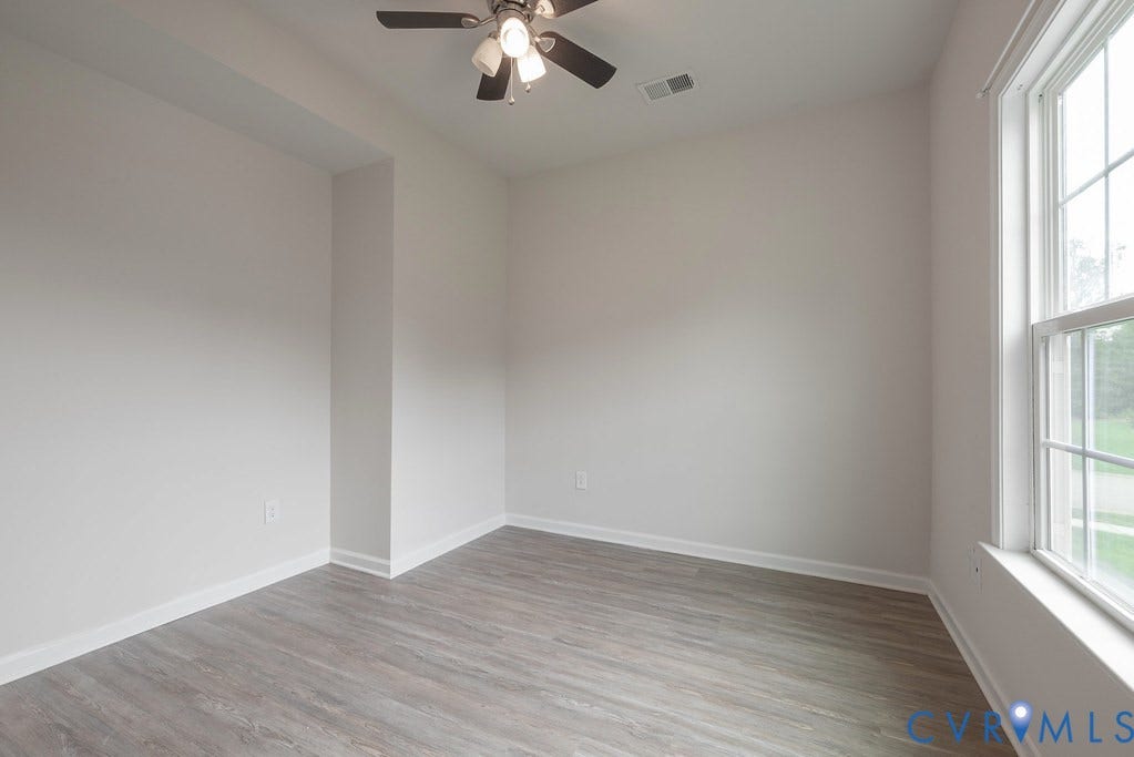 7820 Sedge Drive, New Kent, VA 23124 Private office off the family room