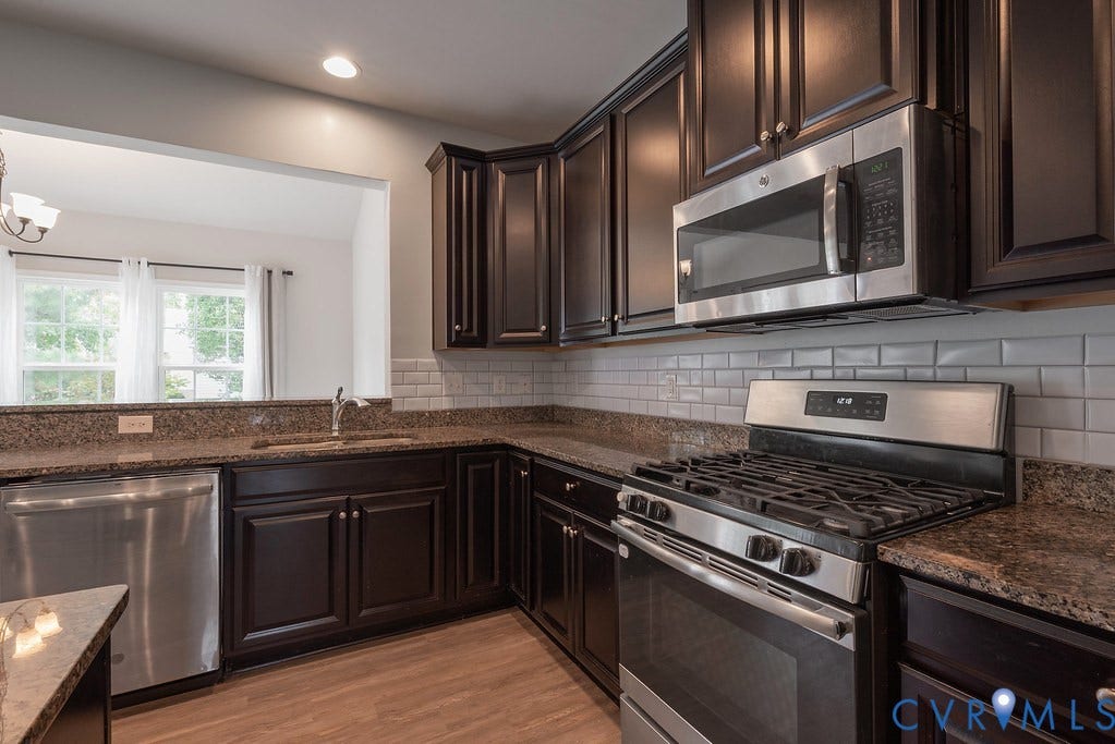 7820 Sedge Drive, New Kent, VA 23124 7820 Sedge Drive, New Kent, VA 23124