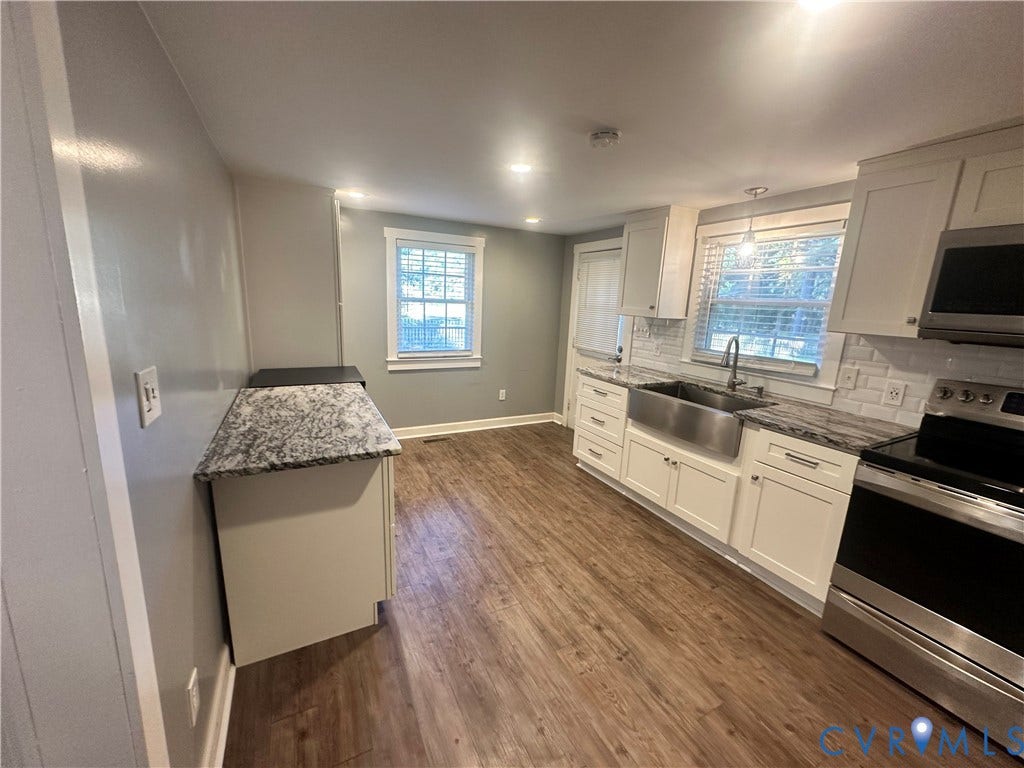 10404 Malboro Road, Atlee/Elmont, Hanover, VA 23116 Island with seating