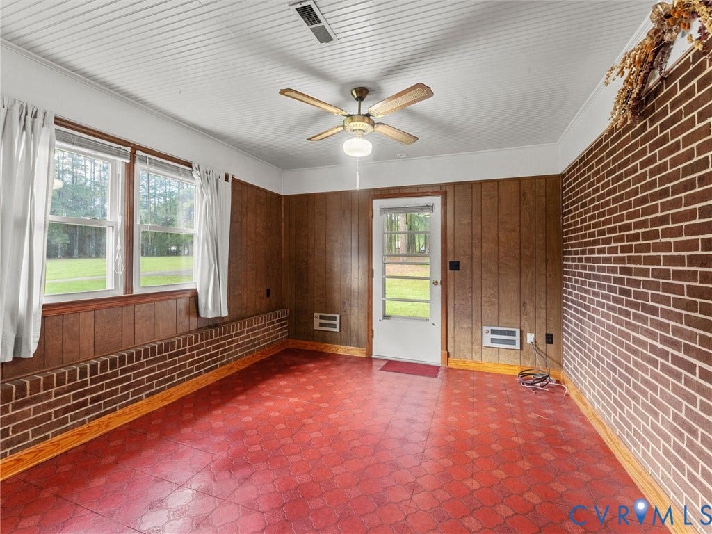 1312 Walnut Shade Road, Louisa, VA 23093