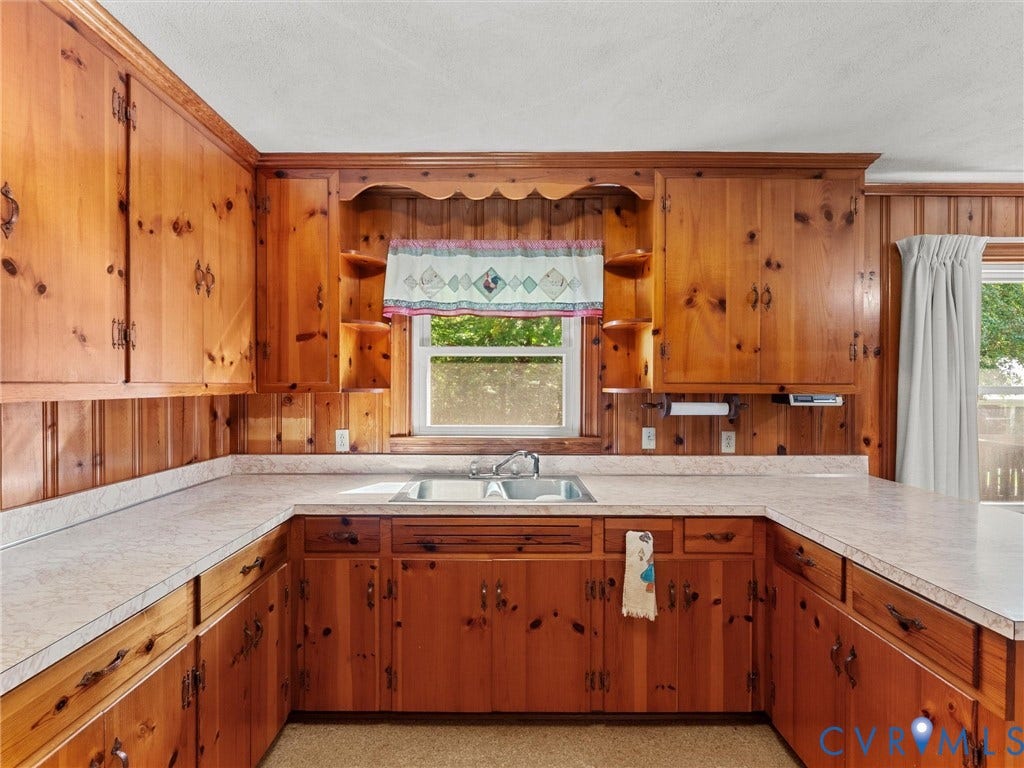 1312 Walnut Shade Road, Louisa, VA 23093