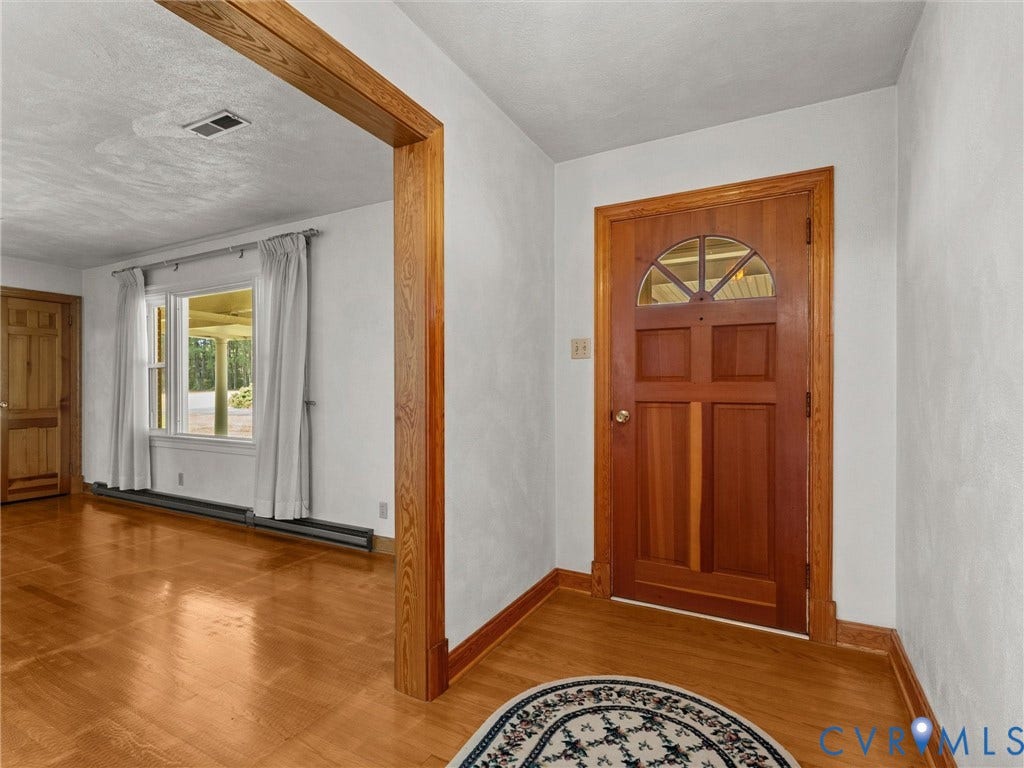 1312 Walnut Shade Road, Louisa, VA 23093