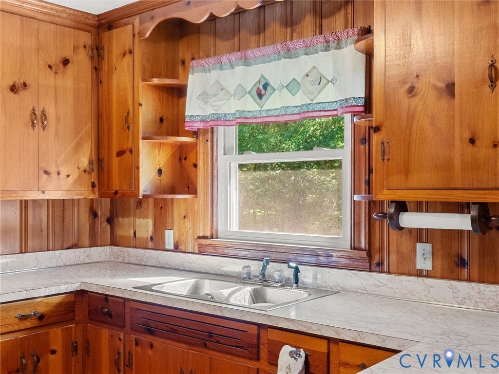 1312 Walnut Shade Road, Louisa, VA 23093