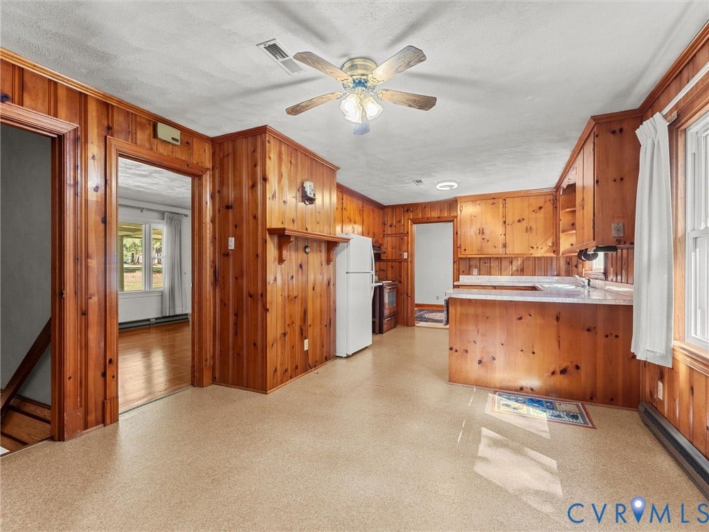 1312 Walnut Shade Road, Louisa, VA 23093