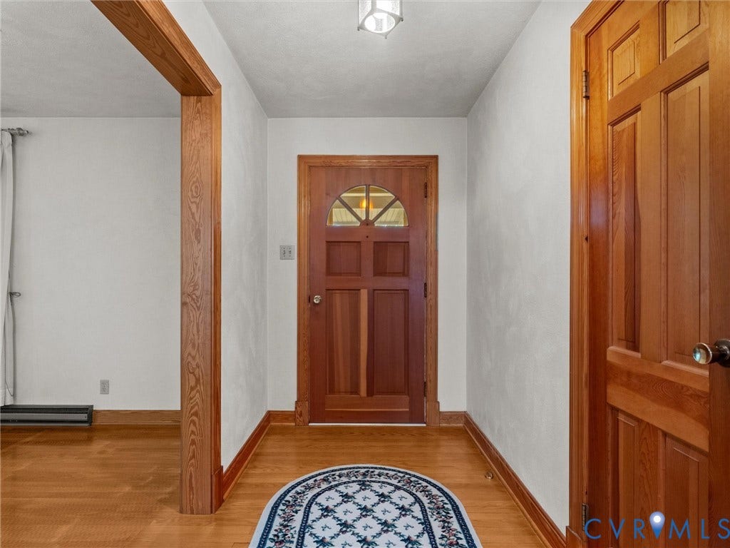 1312 Walnut Shade Road, Louisa, VA 23093