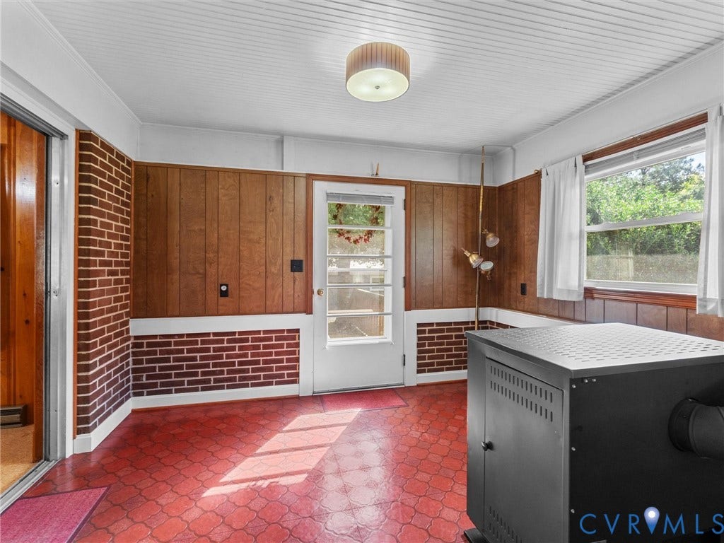 1312 Walnut Shade Road, Louisa, VA 23093