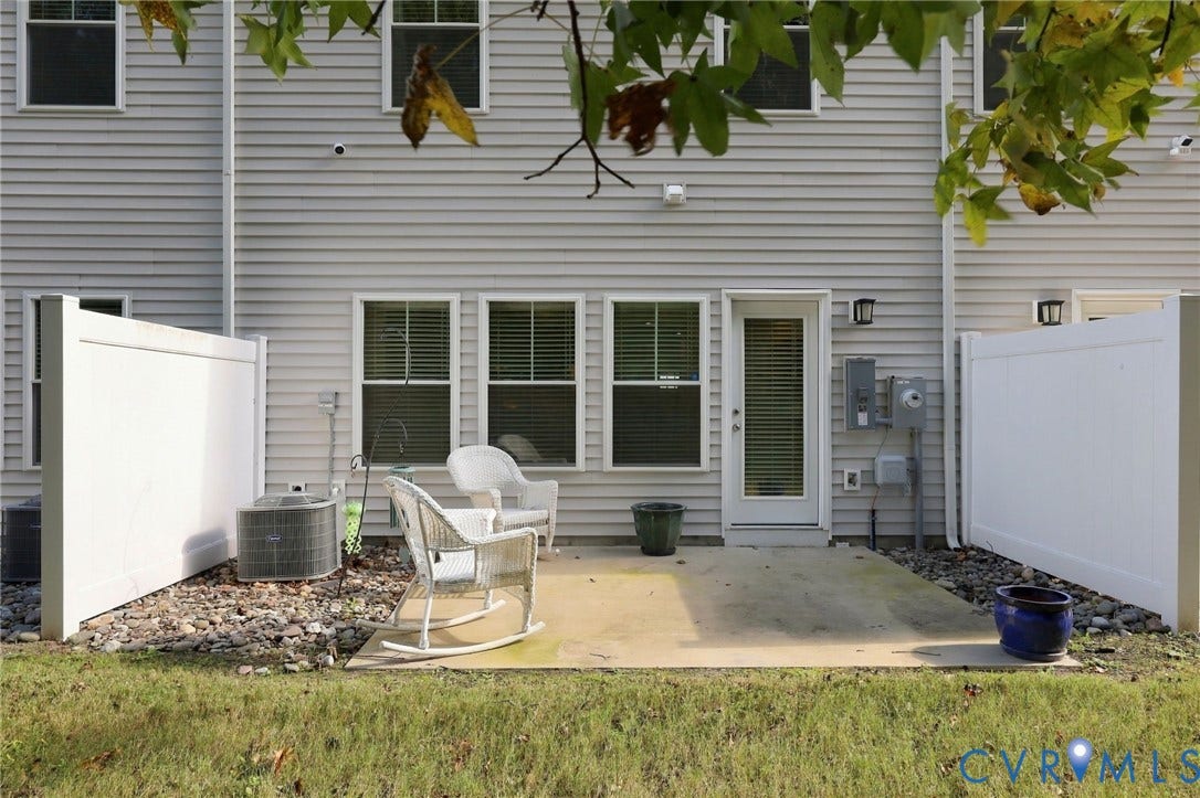 1002 Opal Street, #103, Bennetts Creek Quarter, Suffolk, VA 23435 Back patio area, backs up to trees