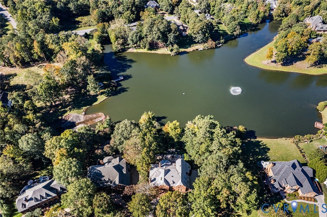 11429 Barrington Bridge Court, Henrico, VA 23233 Aerial perspective of properties featuring waterfront access, expansive tree-lined surroundings, and established landscaping