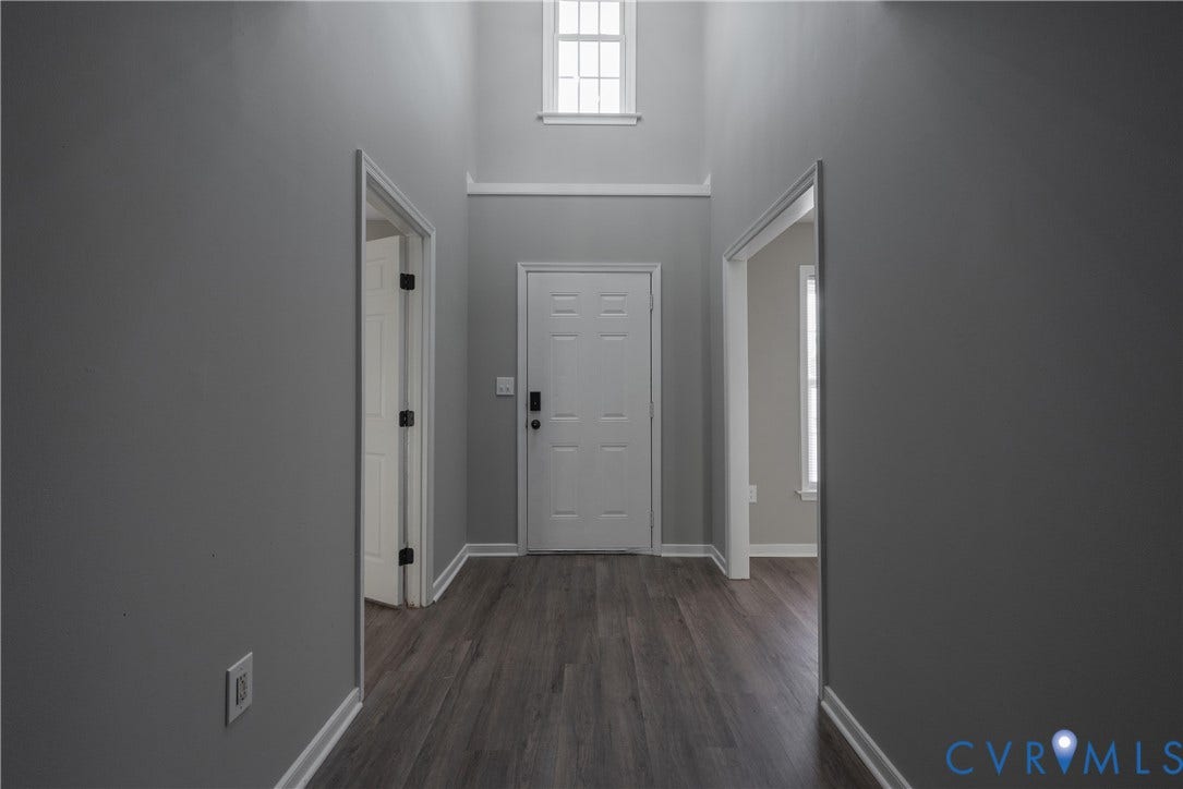 7009 Summers Trace Court, Chesterfield, VA 23832 Entry with new flooring, neutral paint with 2 story foyer