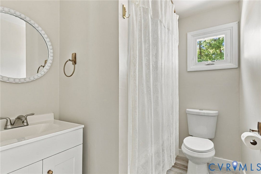 6437 Moon Lane, Chesterfield, VA 23234 6437 Moon Lane, Chesterfield, VA 23234