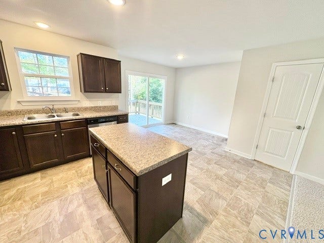 25 Hatchechubee Road, Palmyra, VA 22963 25 Hatchechubee Road, Palmyra, VA 22963