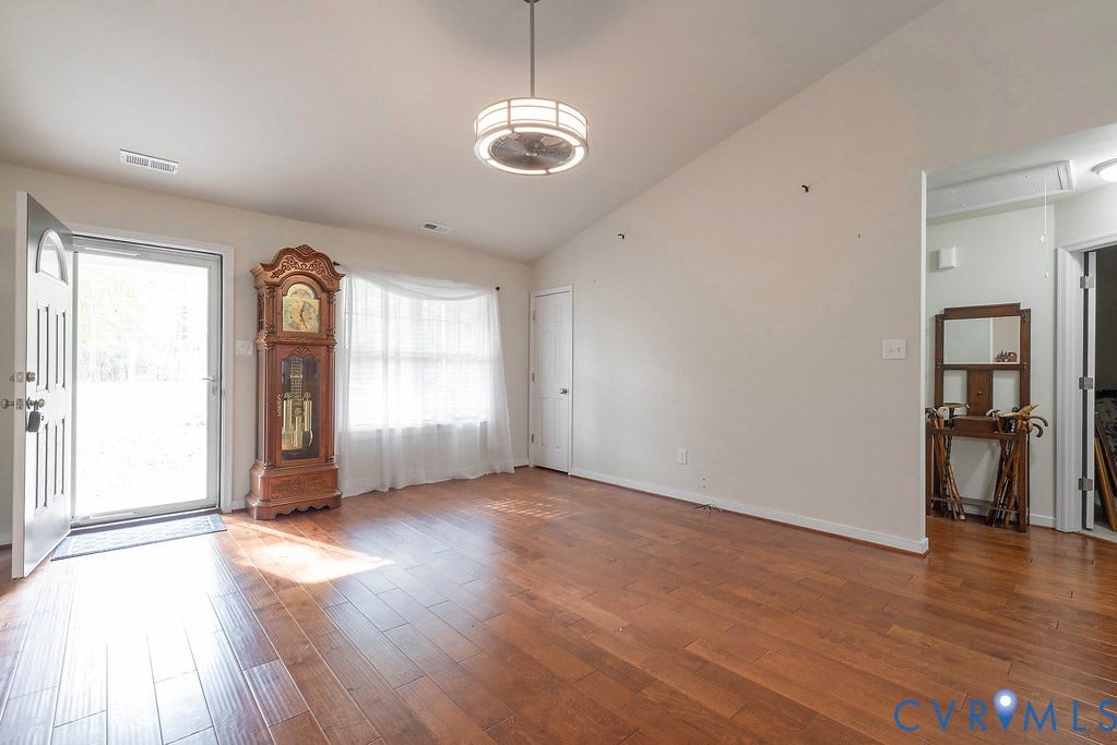 2498 Davis Mill Road, Goochland, VA 23063 2498 Davis Mill Road, Goochland, VA 23063