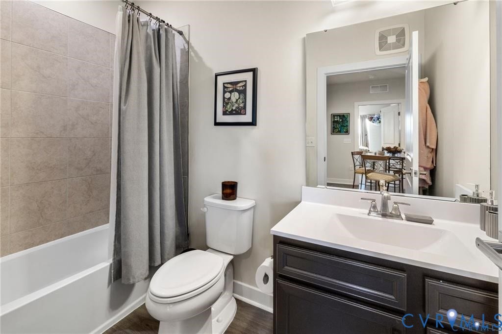 3700 Maze Runner Drive, #204, Chesterfield, VA 23112 Hall Bath