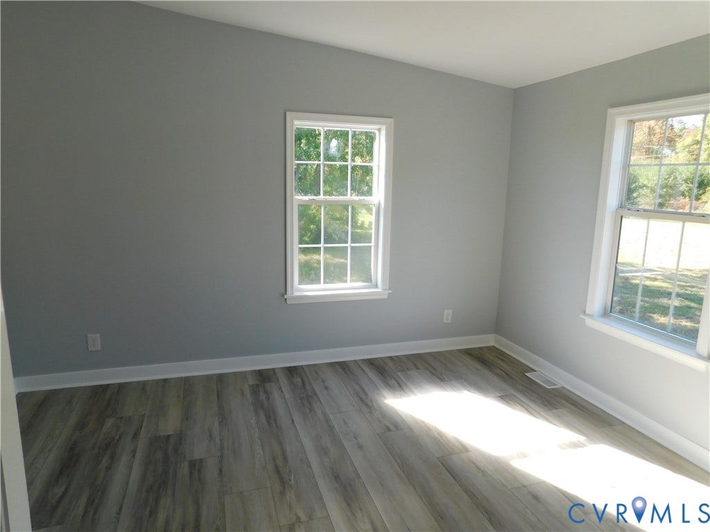 170 Upshaw Road, Aylett, VA 23009 Primary closet