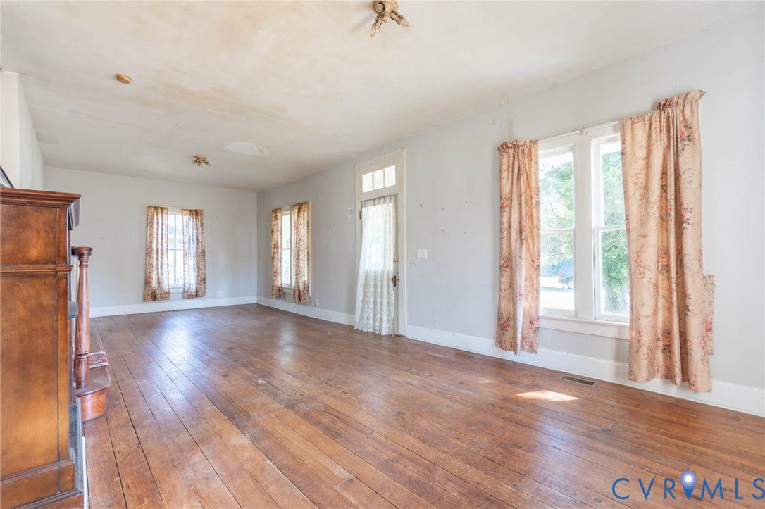 135 Mancha Avenue, Claremont, VA 23899 135 Mancha Avenue, Claremont, VA 23899