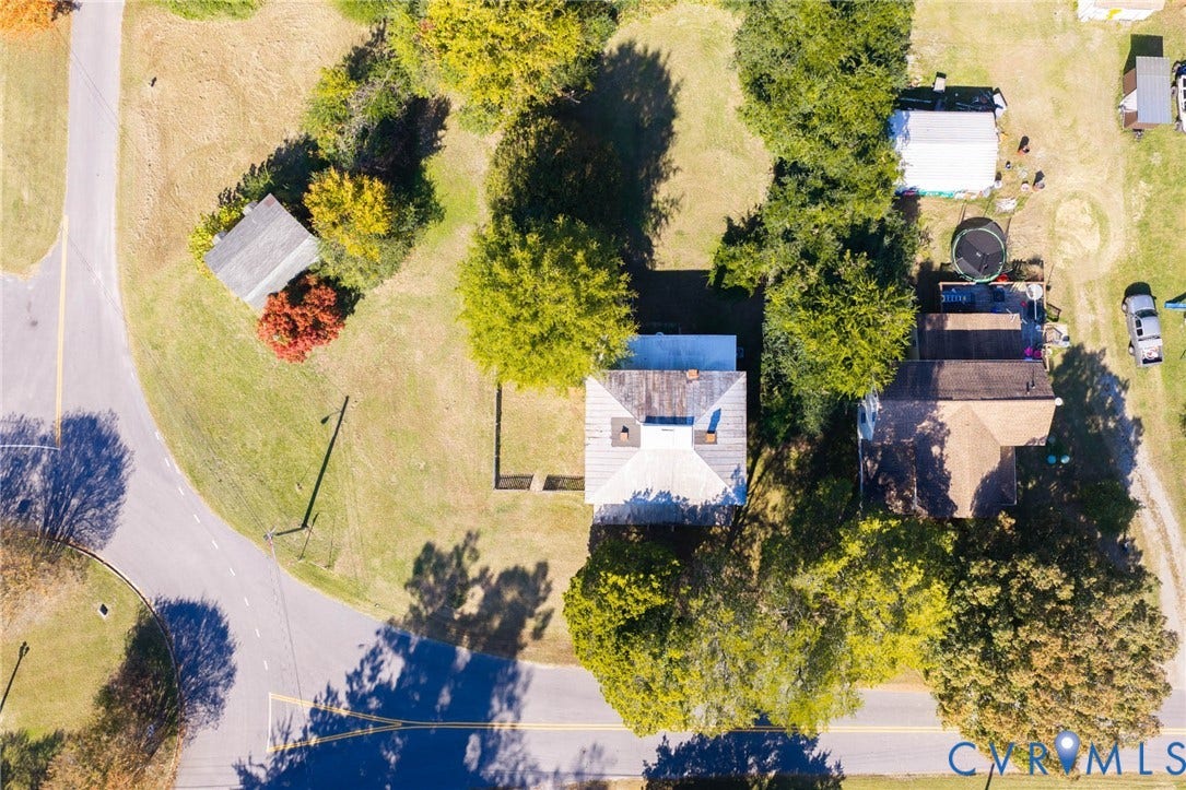 135 Mancha Avenue, Claremont, VA 23899 135 Mancha Avenue, Claremont, VA 23899