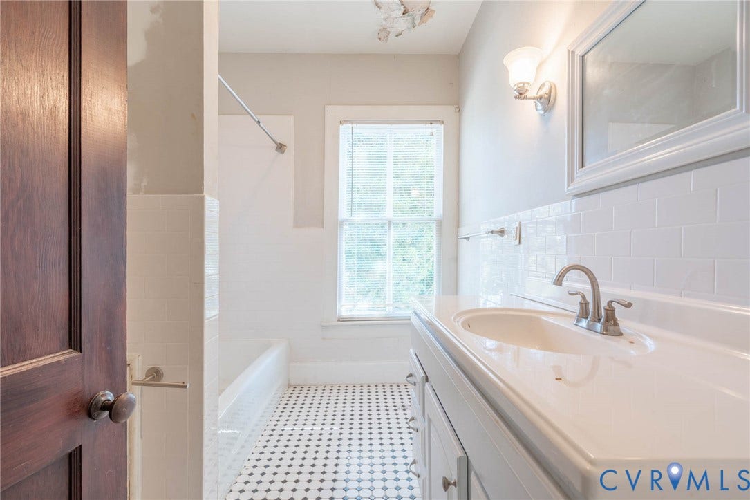 135 Mancha Avenue, Claremont, VA 23899 135 Mancha Avenue, Claremont, VA 23899
