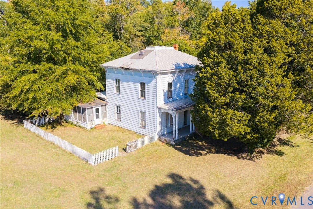 135 Mancha Avenue, Claremont, VA 23899 135 Mancha Avenue, Claremont, VA 23899