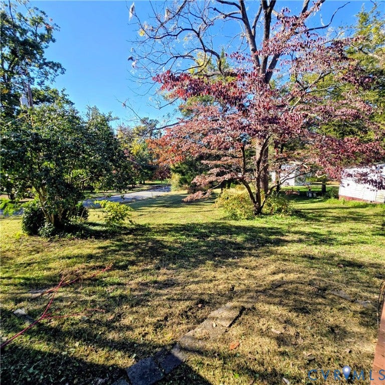 400 W Carolina Avenue, Crewe, VA 23930 400 W Carolina Avenue, Crewe, VA 23930
