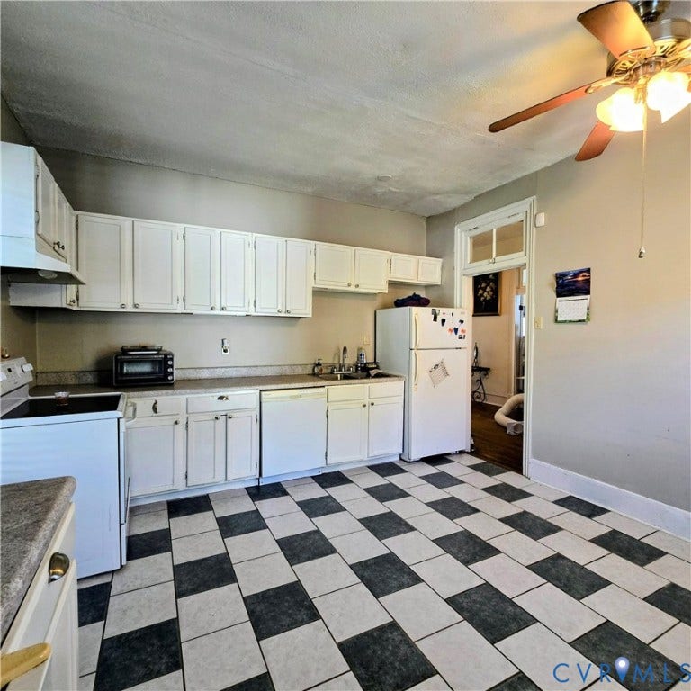 400 W Carolina Avenue, Crewe, VA 23930 400 W Carolina Avenue, Crewe, VA 23930