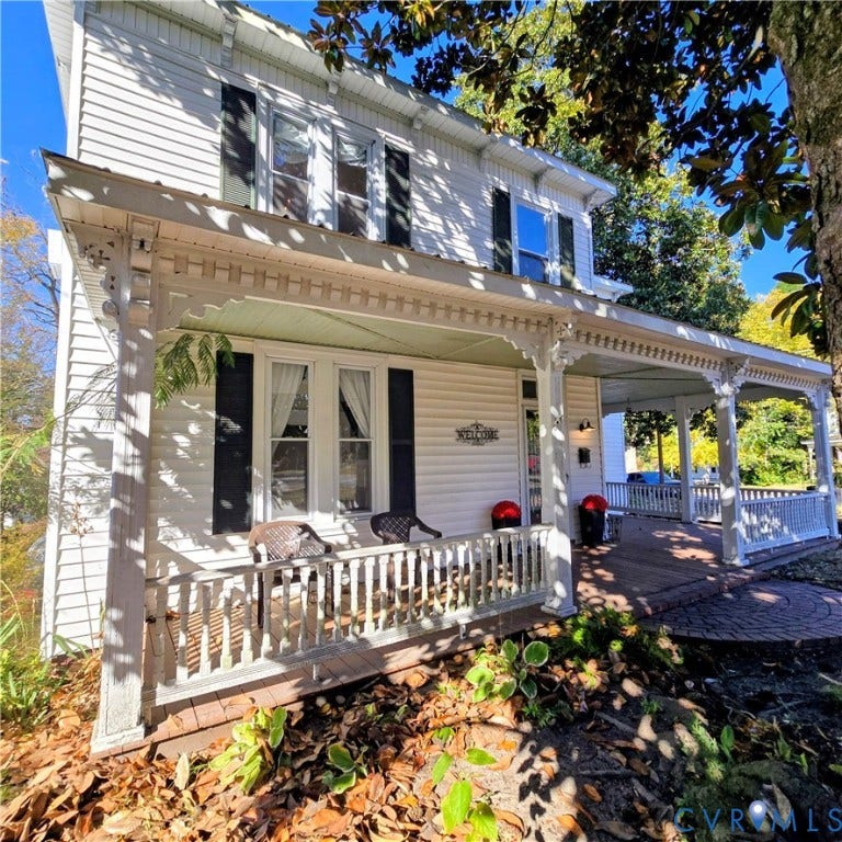 400 W Carolina Avenue, Crewe, VA 23930 400 W Carolina Avenue, Crewe, VA 23930