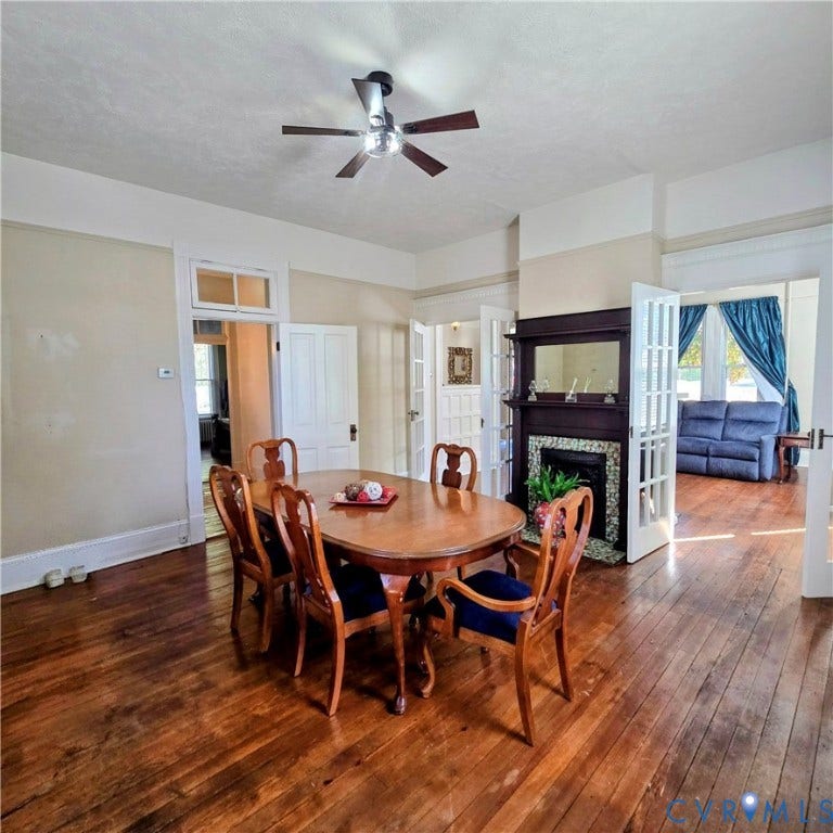 400 W Carolina Avenue, Crewe, VA 23930 400 W Carolina Avenue, Crewe, VA 23930