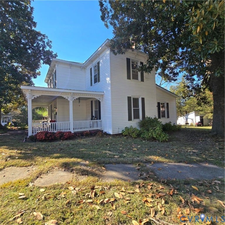 400 W Carolina Avenue, Crewe, VA 23930 400 W Carolina Avenue, Crewe, VA 23930