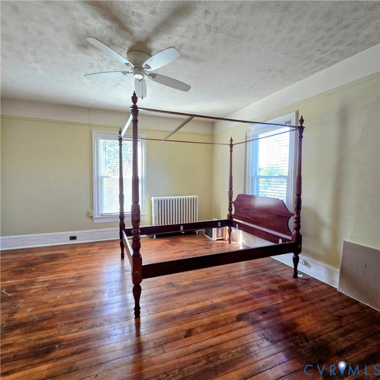 400 W Carolina Avenue, Crewe, VA 23930 400 W Carolina Avenue, Crewe, VA 23930