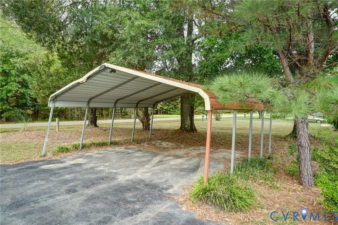 10012 River Road, South Chesterfield, VA 23803 10012 River Road, South Chesterfield, VA 23803