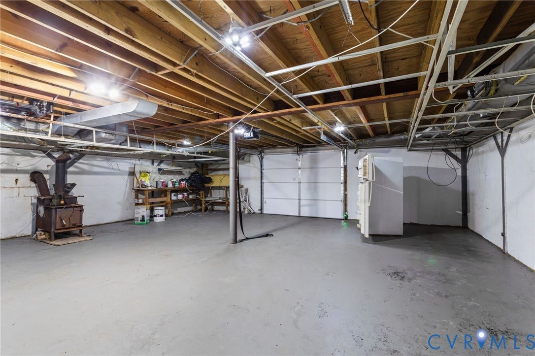 4560 E Williamsburg Road, Sandston, VA 23150 4560 E Williamsburg Road, Sandston, VA 23150