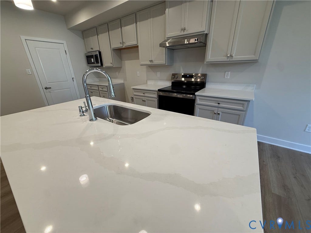 2642 Calgary Drive, Chester, VA 23831 2642 Calgary Drive, Chester, VA 23831