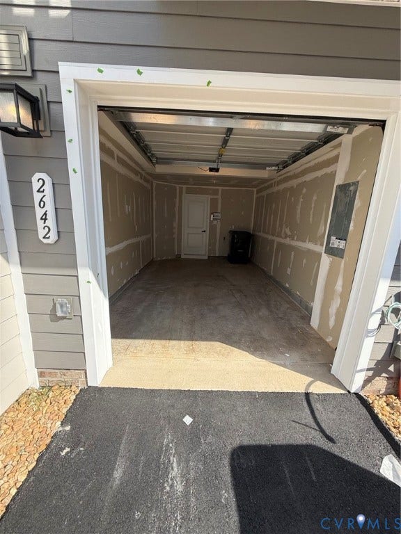 2642 Calgary Drive, Chester, VA 23831 2642 Calgary Drive, Chester, VA 23831