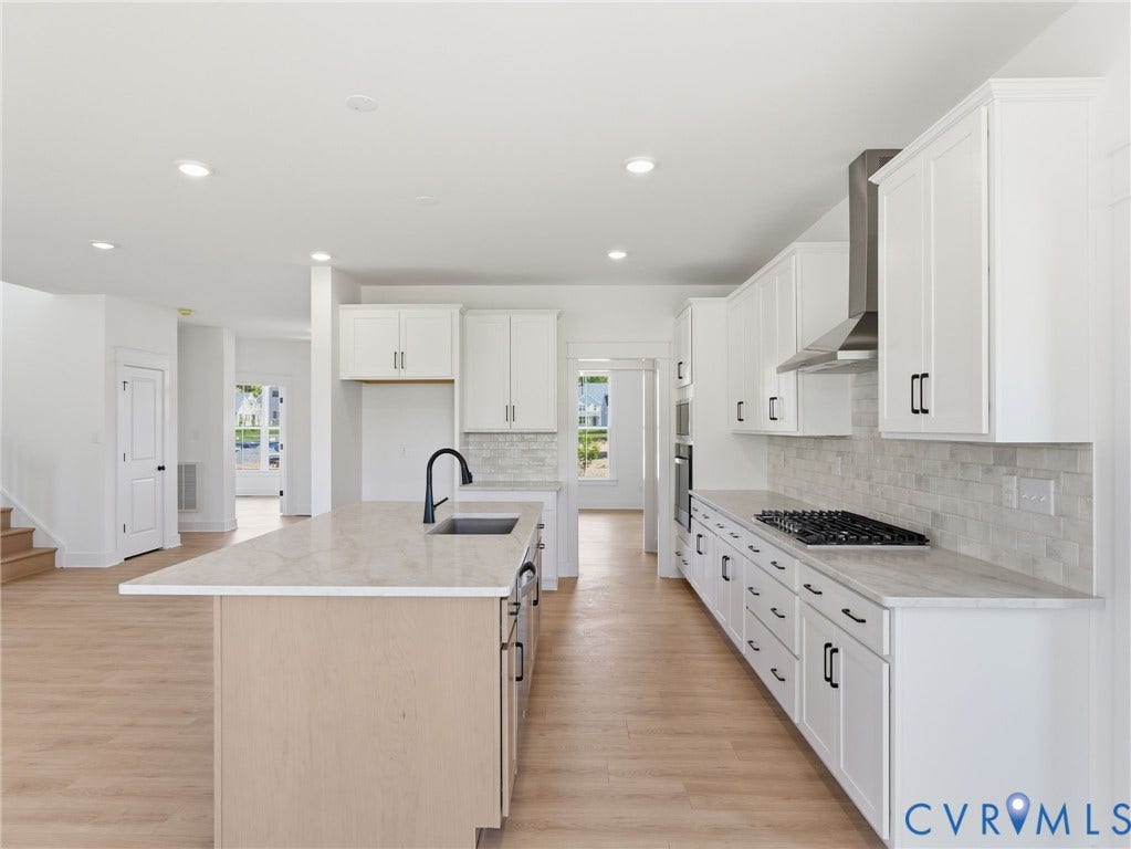 3207 Glenworth Drive, Midlothian, VA 23112 3207 Glenworth Drive, Midlothian, VA 23112
