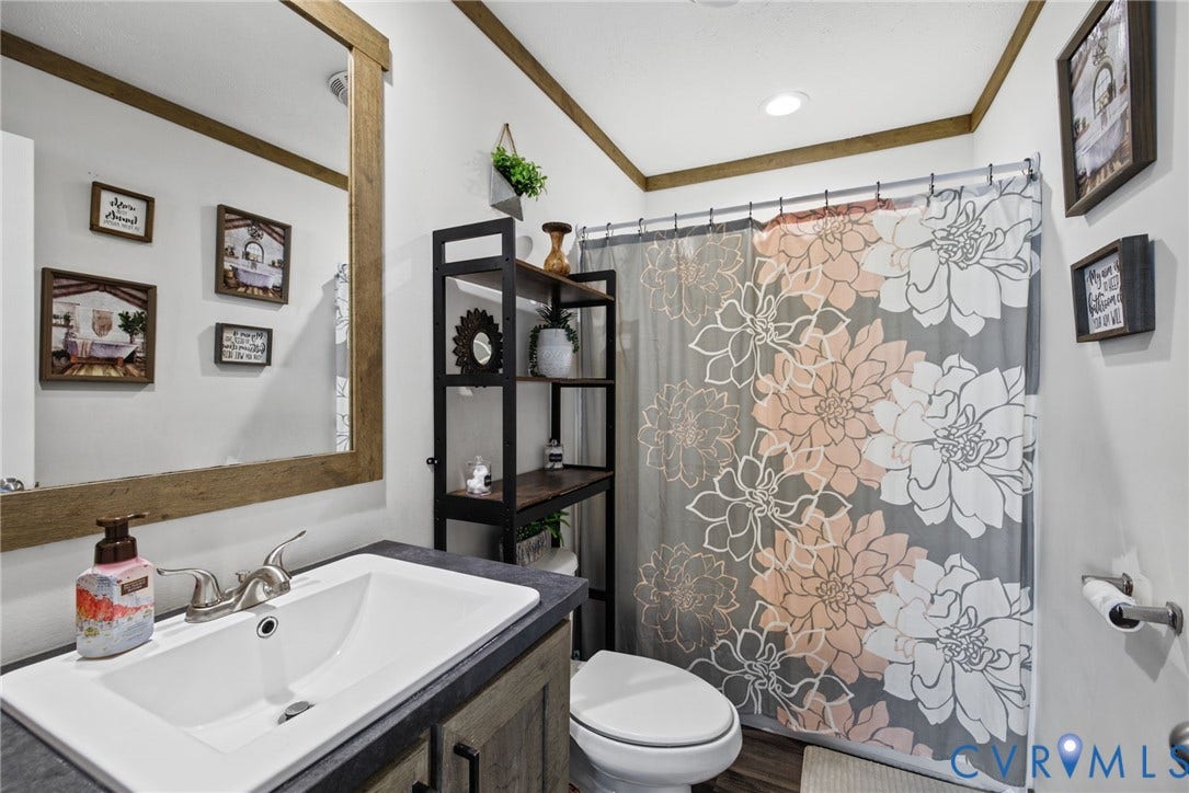 15800 Saddlebrook Road, Chesterfield, VA 23838 15800 Saddlebrook Road, Chesterfield, VA 23838