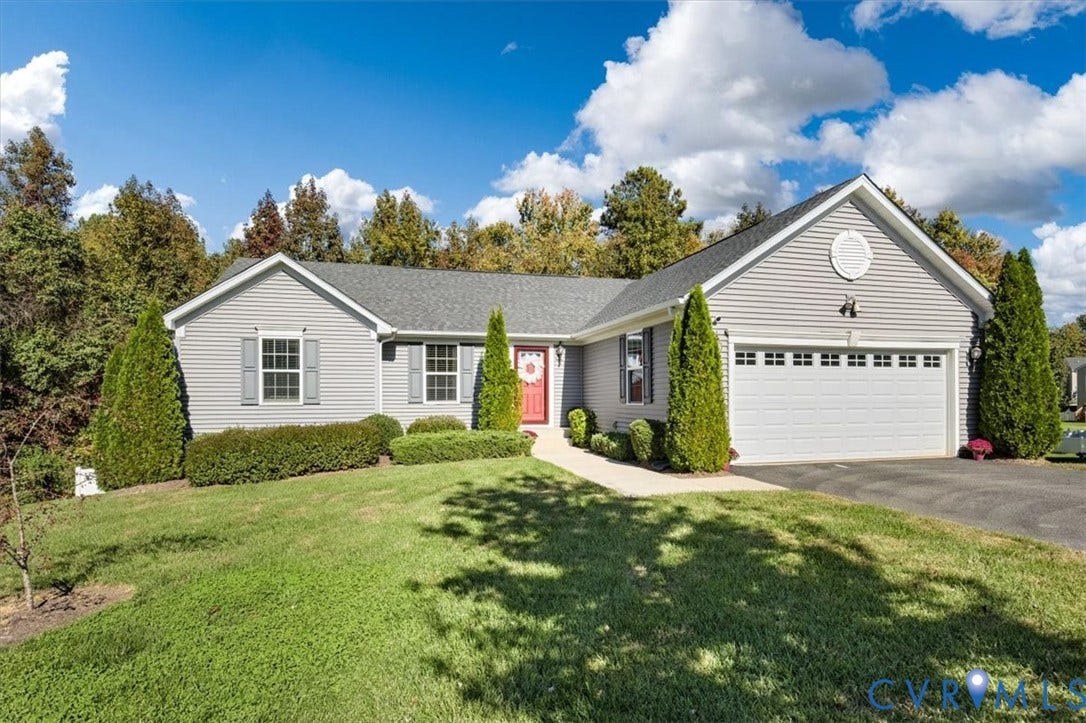 5325 Sandy Ridge Court, Chesterfield, VA 23832 Manicured front yard with irrigation and ample parking