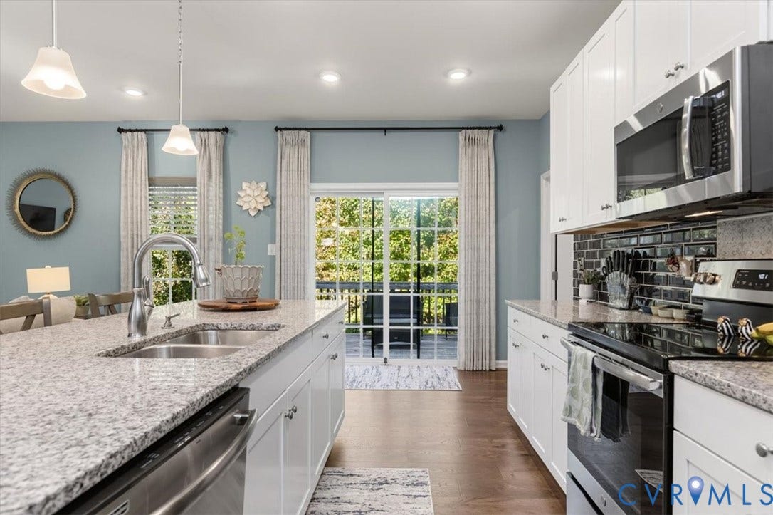 5325 Sandy Ridge Court, Chesterfield, VA 23832 Granite Counters, pantry, large island, new scratch proof high end LVP
