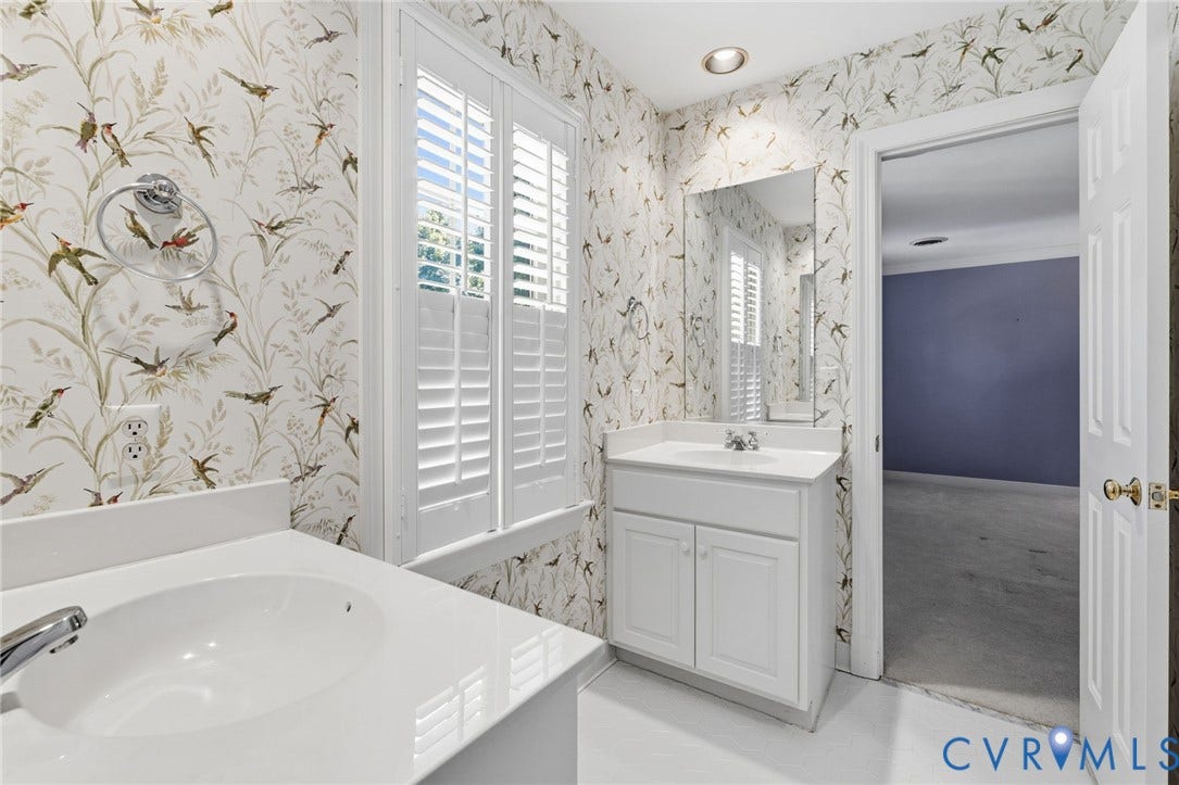4016 Tottenham Court, Windsor Place West, Henrico, VA 23233 Jack and Jill Bathroom
