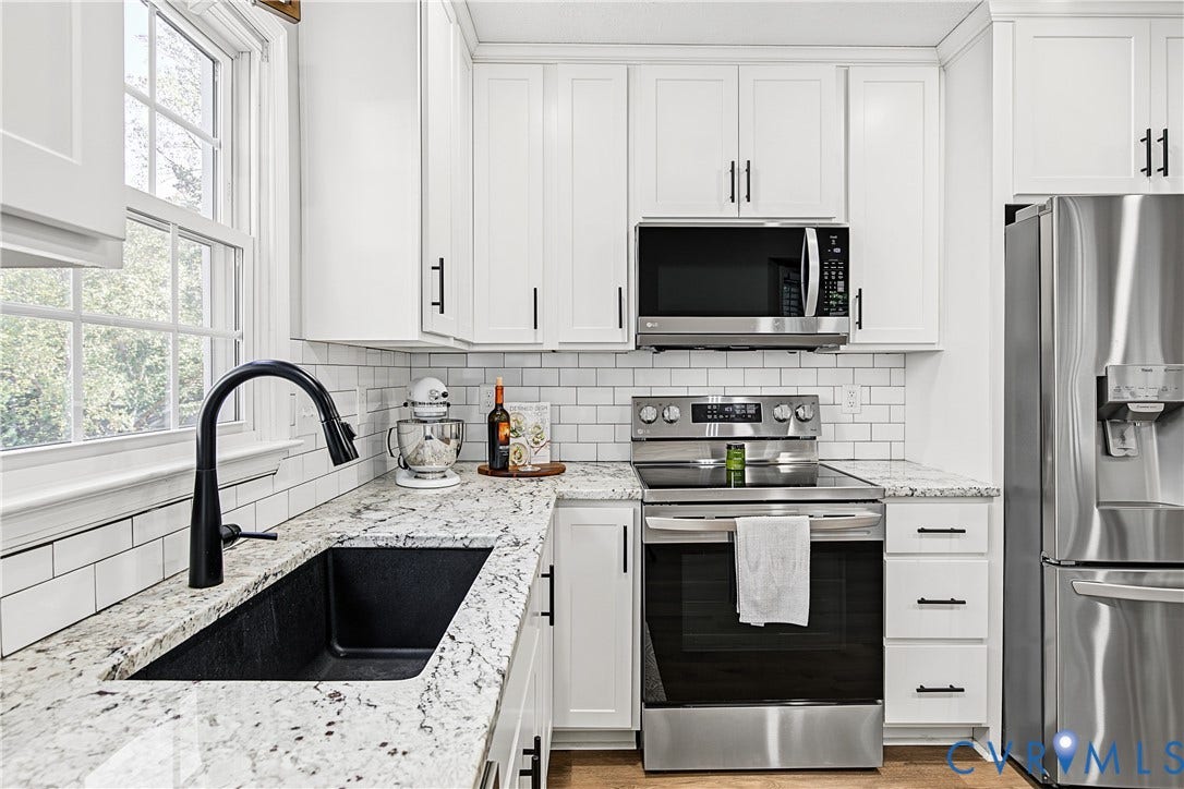 7111 Velvet Antler Drive, Midlothian, VA 23112 7111 Velvet Antler Drive, Midlothian, VA 23112