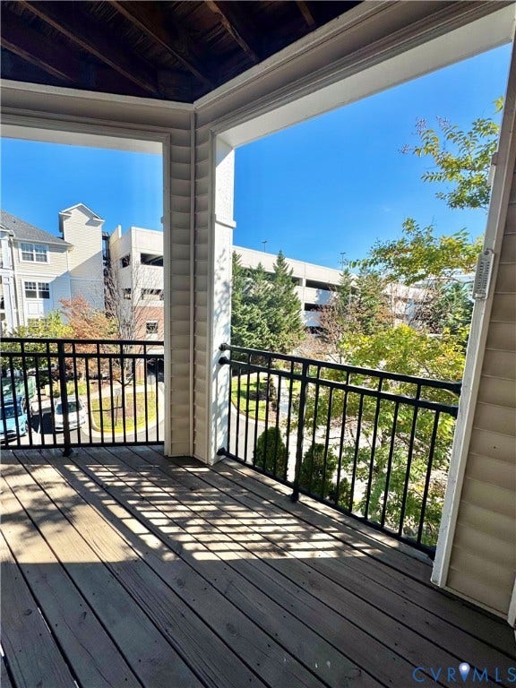 12933 Centre Park Circle, #305, Herndon, VA 20171