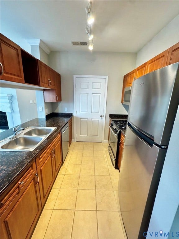 12933 Centre Park Circle, #305, Herndon, VA 20171
