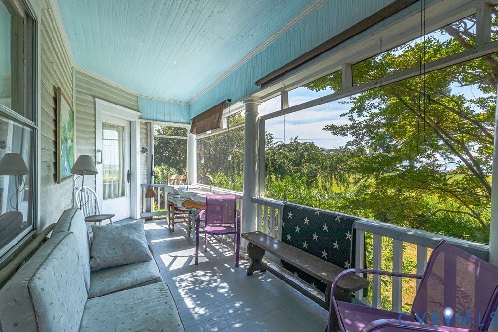 218 Fleeton Point Circle, Fleeton, Reedville, VA 22539