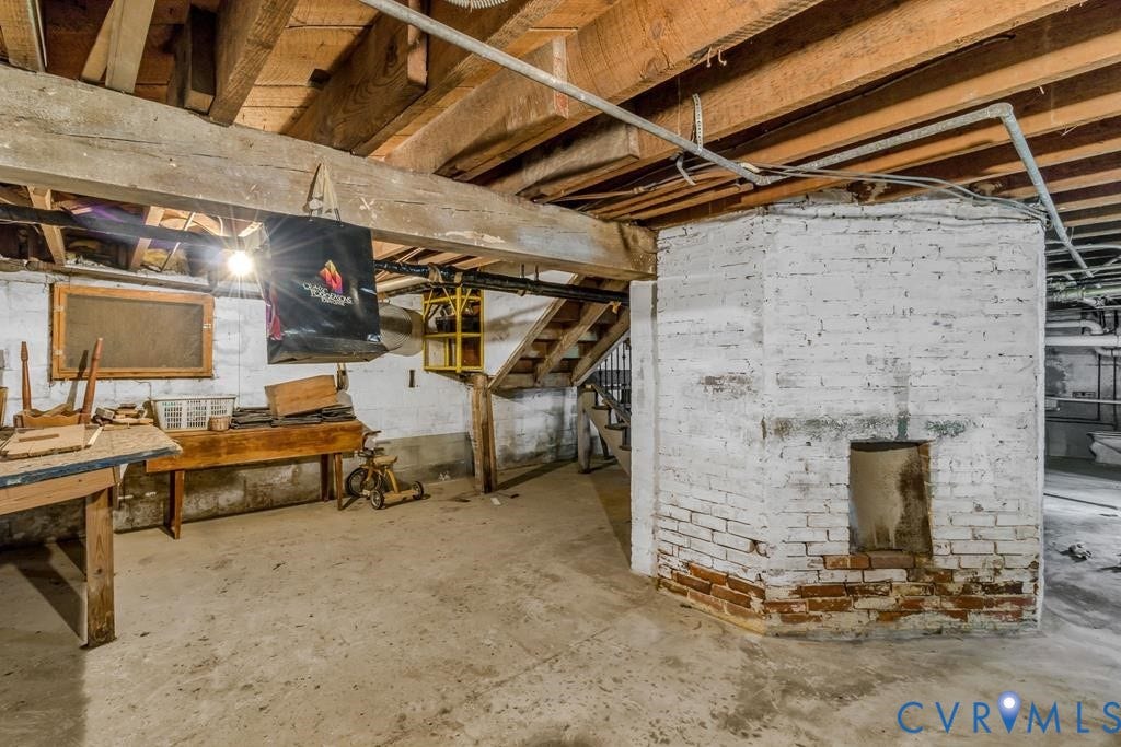 218 Fleeton Point Circle, Fleeton, Reedville, VA 22539