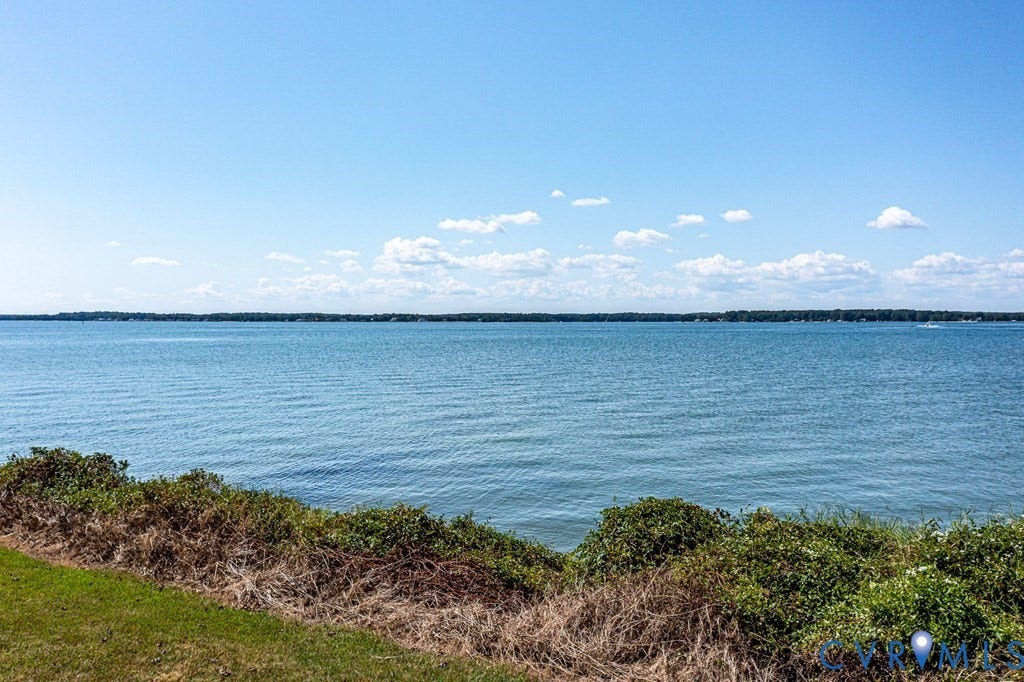 218 Fleeton Point Circle, Fleeton, Reedville, VA 22539