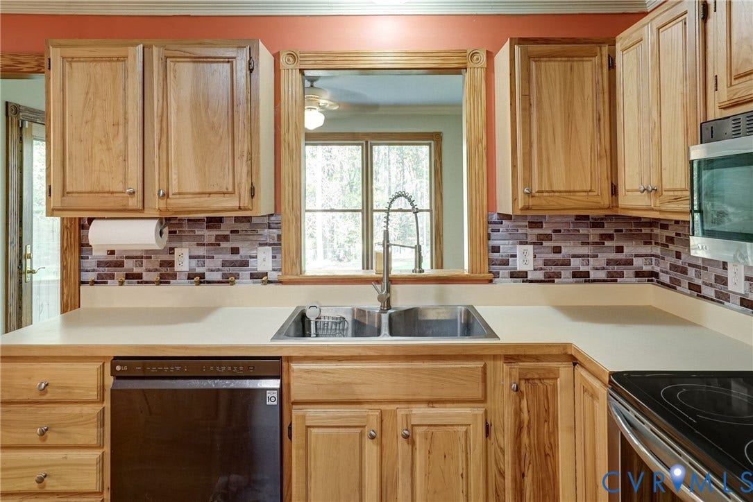 2180 Gum Drive, Smokey Hollow, Manakin Sabot, VA 23103 Additional View of Kitchen